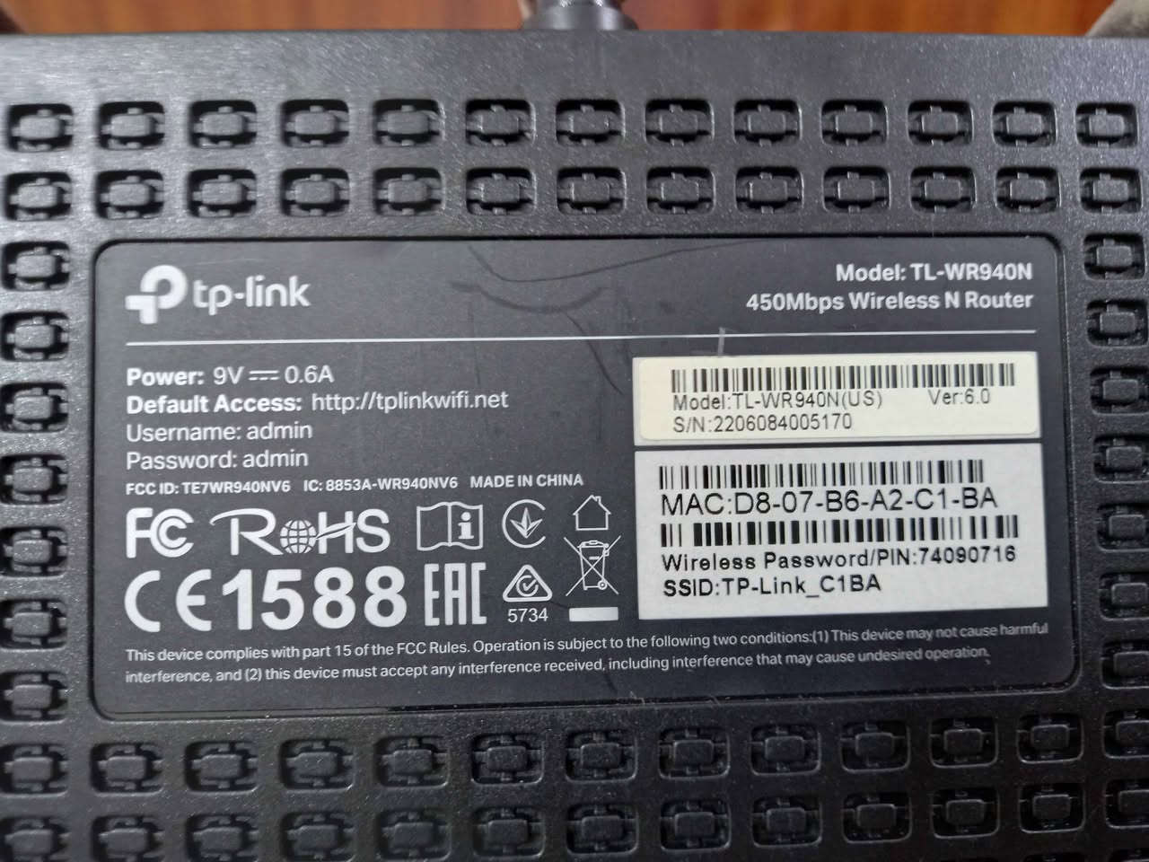 راوتر مستعمل
Tp-link TL-WR940N
450Mbps
شغال على الفحص
مع محولة ٩ فولت الاصلية 
السعر ١٥ الف دينار عمارة, ميسان


**إذا كنت صاحب هذا الإعلان وتريد حذفه لأي سبب، رجاءا أرسل رسالة إلى الدعم الفني**