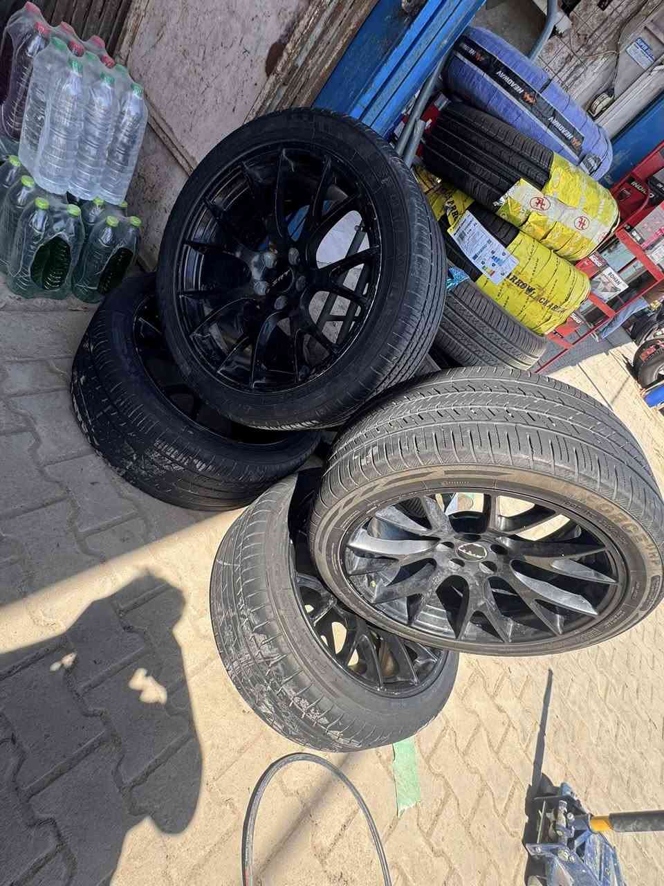 تخم ويل srt اصلي شركه ويا تخم تايرات زوج جدد وزوج نص عمر بيع سعره 500
زوج سبيسرات سعرهن 50 
دعاميات زوج srt 240 الف 
الف مكاني بابل ***********

