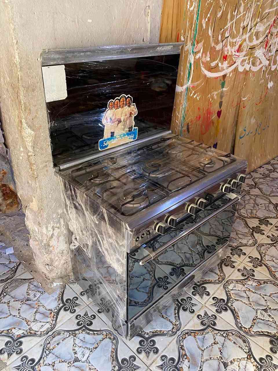 طباخ بعده جديد ما مستخدم اقل من شهر سعر 400 رقمي ***********
