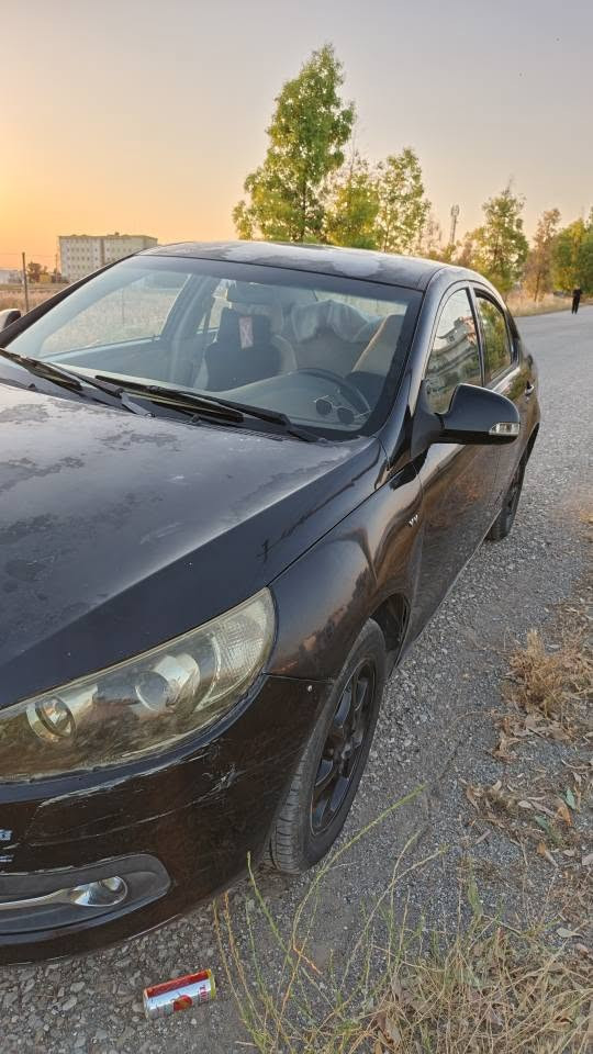 جاكی مۆدێل ٢٠١٢ مەکینە زتجیری مەکینە مەرخوبی گەورە
سەیارەکە گێڕعادیە و  زۆر مەزبوتە و جاهیزە 
‎ سەنەوی ساڵێکی ماوە 
‎چوار تایەی تازە 
‎  سارد و گڵرمی ئیشدەکات 
‎جام کارەبای و حاسە و قوفڵ مەرکەزی
‎مەکینە زنجیر و بەشەرت 
‎تەنها چوار پارچەی بۆیاخ
گەڕبونی هەیە وەک لەوێنەکەدا دیارە
‎*********** السليمانية, العراق
