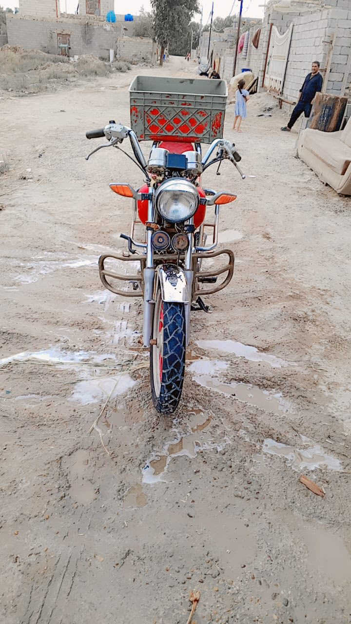 سلام عليكم جونده البيع دراجه نضيفه مكلف بل نشر الي يريد هذا رقم راعيه ***********
