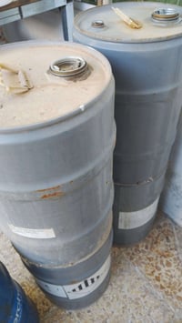 بەرمیلی نەوت 25 لتری بۆفرۆشتن. 07501668295