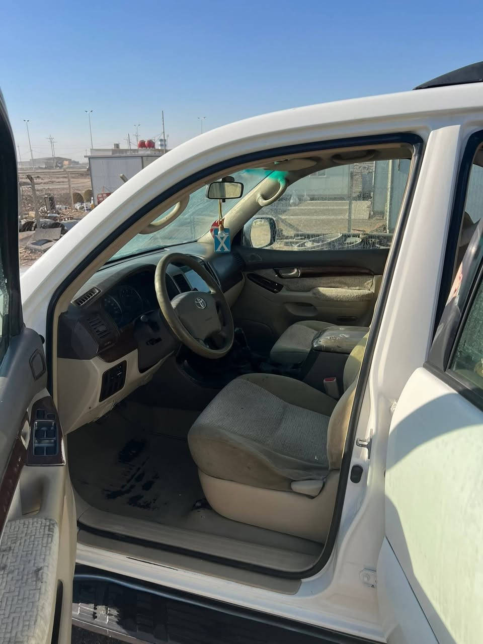 برادو2004 محدثه ٢٠٠٧ البيع رقم مميز  حداديه نص عمر  وبيها تاخير بالنمره ***********اسياا
السعر 95 ورقه
