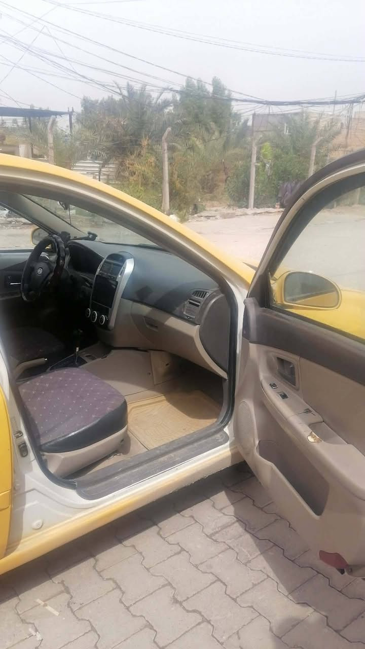 سلام عليكم كيا سبكترا 2009 وارد امريكي انكليزي مداور ثاني يوم مكينة 2000 دوش سيارة جاهزة مصفرة هيئة غرامات بيها ضربة بالجاملغ الخلفي سيارة احلى من الصور ترهم بيع ومراوس سعر 72 وبيها مجال مكاني الديوانية بالشامية  ***********
