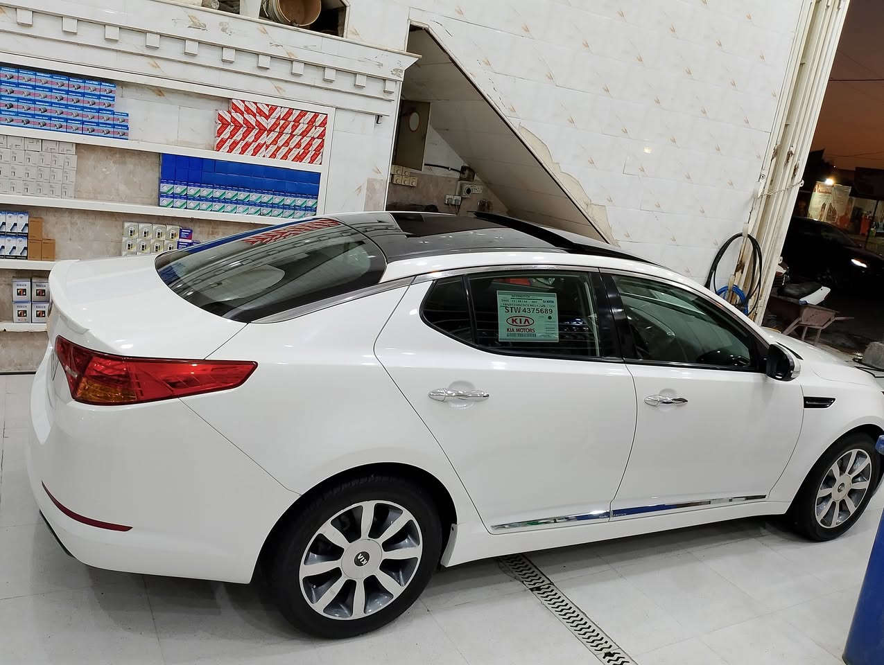 سلام عليكم شباب كيه وابتمه موديل ١٣ شركه عامه محرك ٢٤٠٠ تبريد سقف جام سياره ماشيه ١٠٠ اي استفسار اتصال *********** مكان السياره حي الحسين القديم كتلوك مثلث كوله موجود شركه
