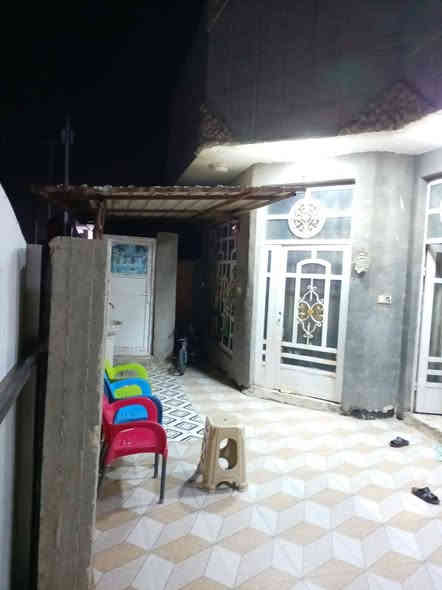 البيت للبيع سعره 45 بي مجال قليل سند 25 م 110 الطهمازيه قريب علا شارع العام رقم ***********. البيت جديد قبل جيب غراضك كامل مكمل
