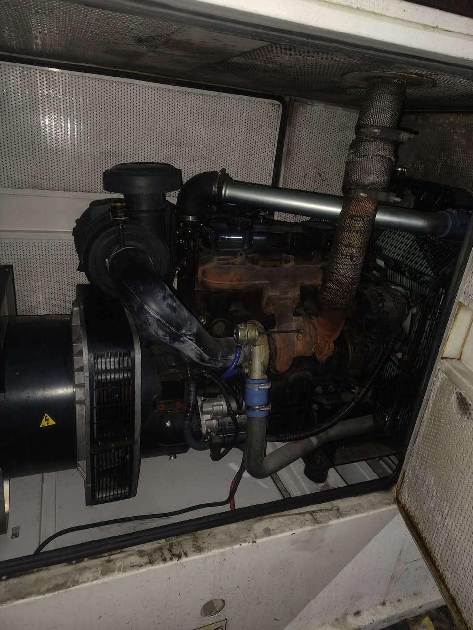 ا
لسلام عليكم مولده للبيع نوع بيركنز 100 العنوان شارع فلسطين للاستفسار ***********
