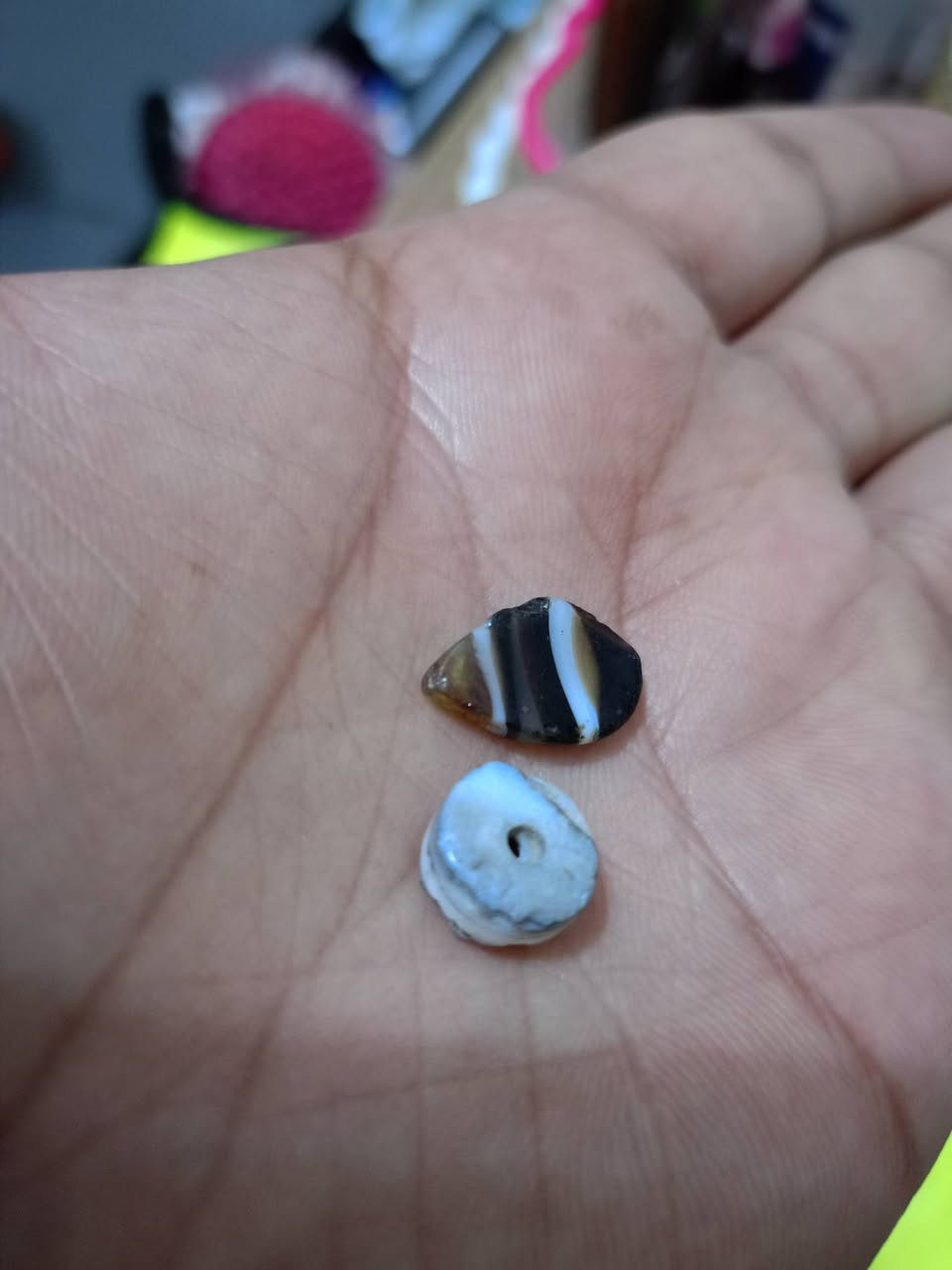 جزعات 2 ملاگط 75 ألف 
العنوان//الكوت ....***********
