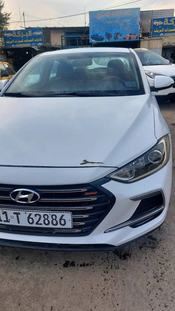 النترا خليجي موديل ١٩ سوبر
مكينه ٢٠٠٠
ماشيه ٩٠ الف كيلو سياره جديده كلش
ادامه كامله للمحرك بلكات نوزلات كلشي
اذاين جدد
باتري امارون 
فول مواصفات معروفه موصفات السوبر
السياؤه بيها طخه بالبنيد وبيها طخه بالصندوك
مكان سياؤه سيديه
استفسار رقم
***********
***********
Zaid Al-Khazraji .
السعر ١٦٣ وبيها مجال
