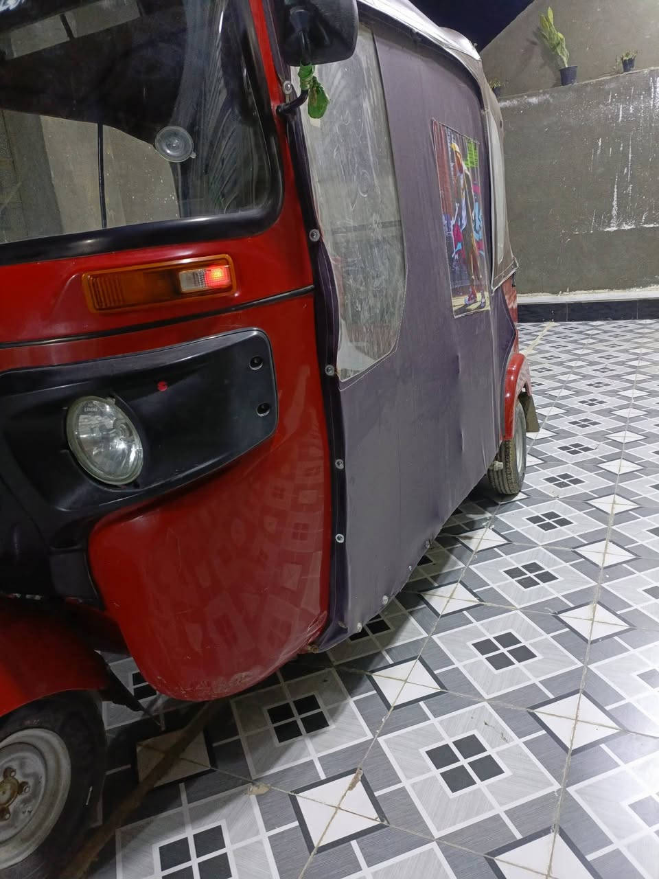 سلام عليكم شناب تكتك للبيع 22 رقم نكلزي بابل قضاء القاسم السعر 7600 ***********
