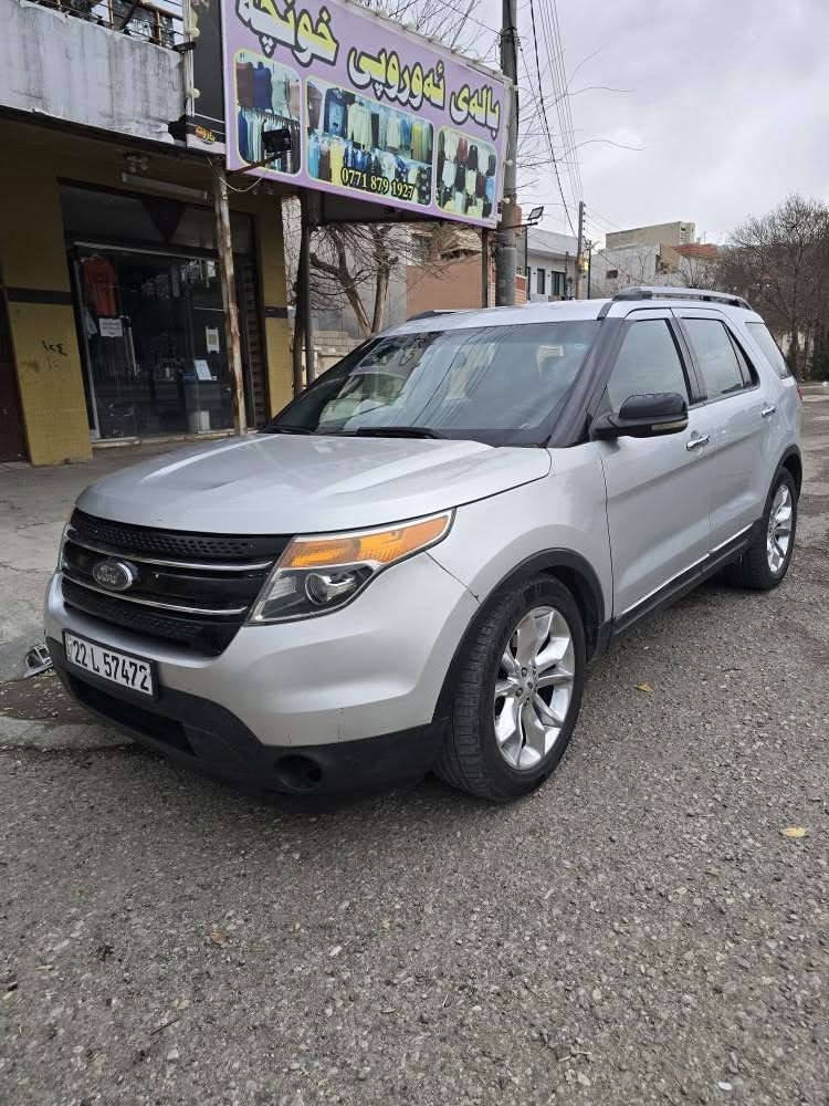 Ford explorer. 2012.  115 $
سێریز کوشن . سندوق شەفت . ئاوێنە هیتەر .  کوشن جلد . ویل گەورە .سێ شاشە .  گێروو مەکینە بەشەرت . چوارپارچەو پەڵەیەک بۆیاخە لەسەر شوخت بێ دەعم بێ ئێرباگ . سەنەوی هەتا ٢٩ تازەیە بەناوی خۆمەوەیە.                 *********** السليمانية, العراق
