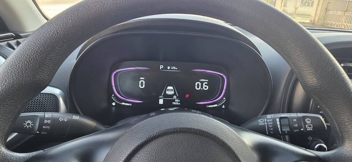 كيا صول موديل 23 مرقمه قادسيه باسمي
محرك حجم 2000 دوش 
كامره خلفيه دواره 
شاشه كبيره كار بلي 
فول تحكم ستيرن 
رادار امامي جانبي 
قياده ذاتيه 
تحديد مسار للامام 
توقف ذاتي 
عداد دجتال
ويل كب حجم 16 كروم 
بك لايت لد 
سياره جديده حادثها تصليح بالجاملغ والباب الايسر بدون دواخل
ماشيه 8 الاف زيرو 
مكانها الديوانيه 
سعرها 145 وبيها مجال للاستفسار الاتصال عل الارقام الاتيه 
*********** واتس اب
***********
