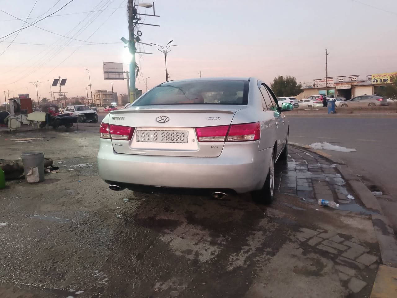 السلام عليكم سوناتا 2007 (3300) بسمي وبيها دفتر خروجيه طلعت بيها الايران للبيع او مراوس حسب القناعه سياره جاهزه تدفئه تبريد مكينه تايرات حداديه خير من الله  شرط الفحص بيها صبغ صفه السكن وجاملغ السايق والباقي بلاد وبينيد مبدل نفس الون….. السياره شرط ترايك بصره موصل السعر 100 وبيها مجال للطيبين ***********
