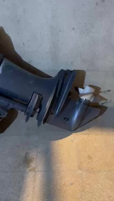 مكينه ياماها ماليزي الصلي مفتوحه للشوف شرط النضافه وصوت شرط الفحص مكينه ناعمه وحلوه مال جناي مكاني البصره كرمت علي السعر 1800 رقم ***********
