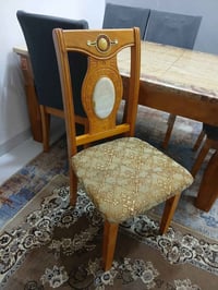 ميز طعام • ٥ كراسي • صاج ومرمر