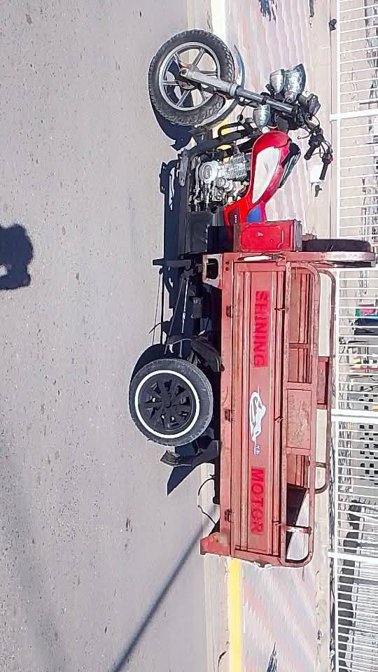 سلام عليكم ستوته البيع موديل 18محرك 24 اوراق اصولي باسمي مكاني كربلاء السعر خاص الرقم التواصل ***********
