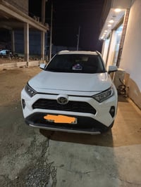 تويوتا • راف 4