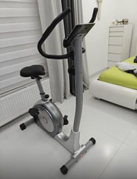 سلاو ئه م   جيهازه بوفروشتن به يوه ندى بكه ن07721517613