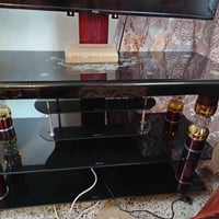 ميز تلفاز • مكاني • حي تونس