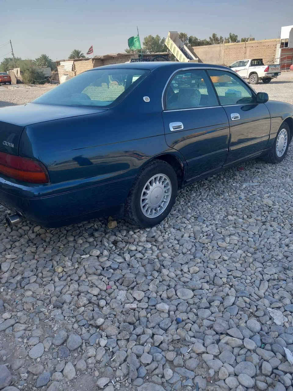 السلام عليكم 

  (اقرء التفاصيل للخير)
كراون بطه (مراوس اوبيع)
1موديل 94   سنويه لل 26 بسم صاحبي مداور بنفس اليوم 
2سياره مكفوله كفاله عامه من الدعاميه لدعاميه 
3مكينه وكير بل كارتون
4تبريد نقص غاز+باتري جديد + حداديه اماميه وخلفيه جديد + راديتر جديد + تخم تايرات جديد 
5 دواخل كله جديد دشبول وكشنات وبطاين كله مدوشم وجديد 6سيارة مصبوغه للجماليه اثرد جراد
سياره جديده بمعنه الكلمه مكفوله من كص ونقل جثه والاوصوليات كله جاهز وجديد ما جناي برغي ما ذب عليه  مكاني دوانيه قضاء عفك ***********
السعر/75وبيهه مجال
