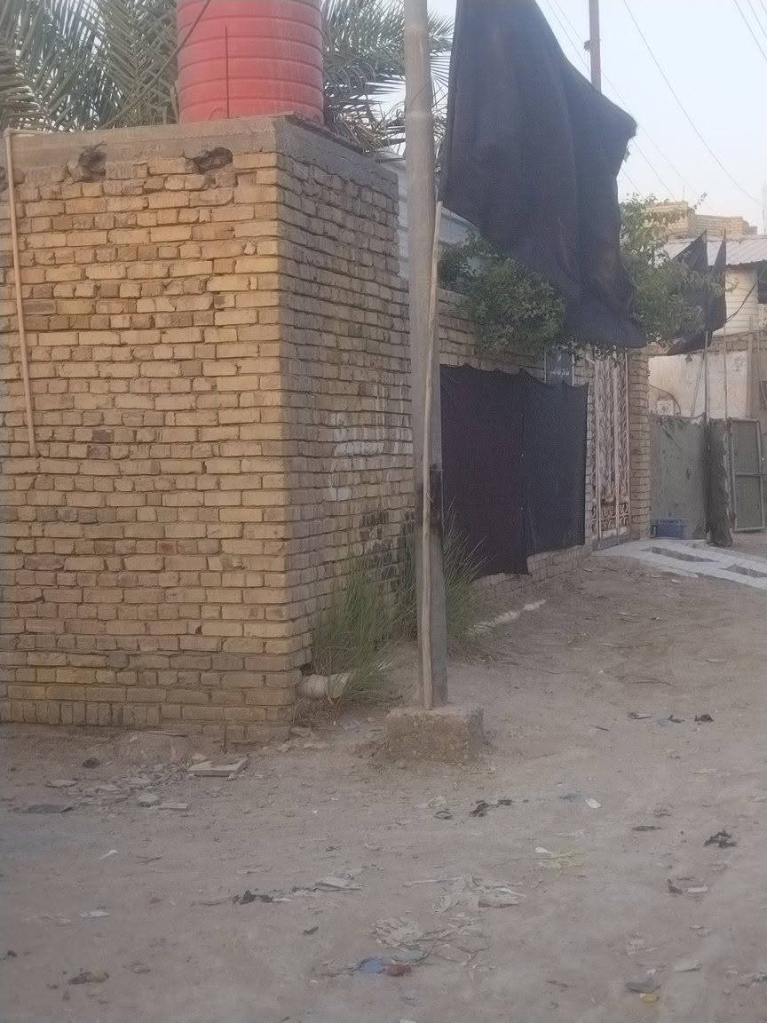 السلام عليكم بيت طابقين للبيع طابو المساحه 220 م الموقع حي المدني الثاني مقابل مدرسه محمد باقر الصدر البيت درجه اولى الارضيه مرمر شبابيك المنيوم سلايت الأصلي الاستفسار ***********
