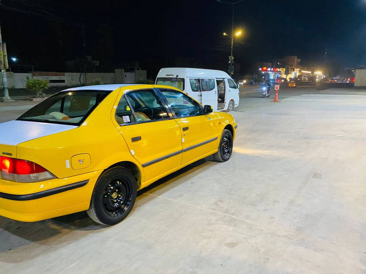 السلام عليكم سمند 2012سياره نضيفه كير او محرك خير من الله صدر خلفي امامي جديد تخم تاير جديد رقم نكليزي مكاني بغداد السعر 43او بيهه مجال الرقم ***********
