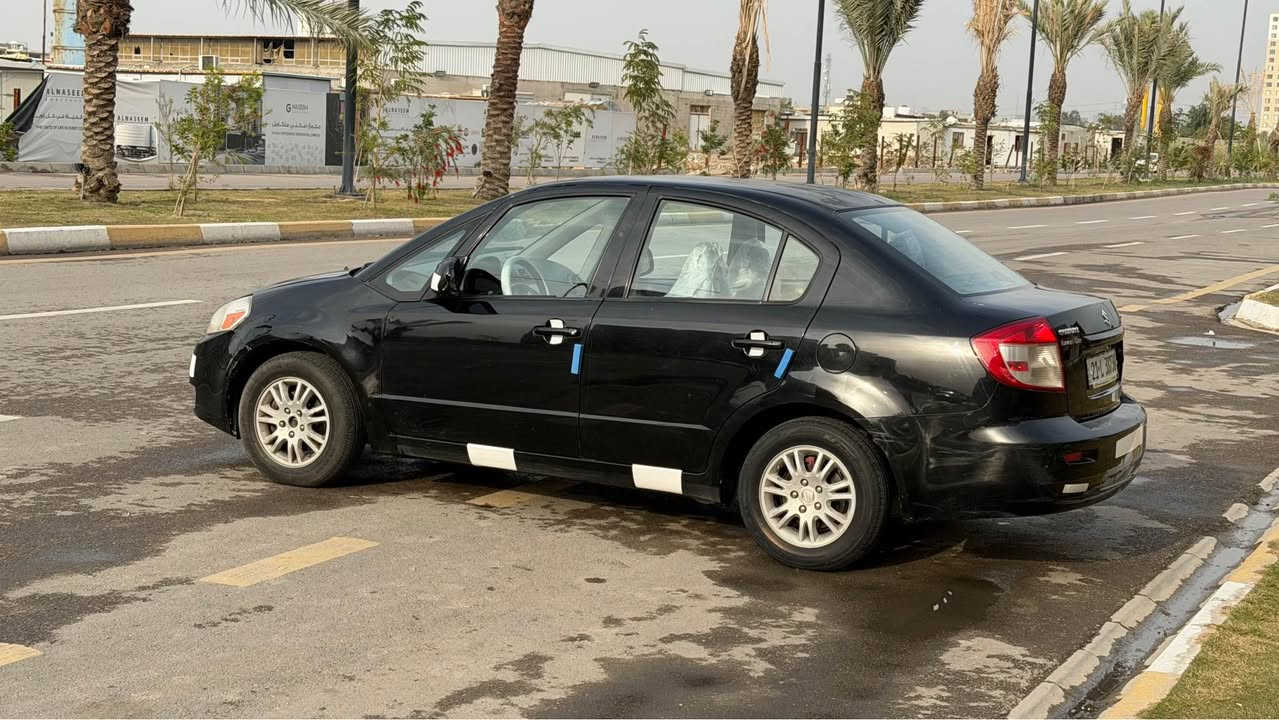 سازوكي 2012 sx4 السعر 65 ورقه قفل قفل بيها قطعتين صبغ كير مكينه تبريد كفاله سيارت جاهزه وجديده رقم شمالي تحويل مباشر مكاني بغداد العامريه *********** بغداد, العراق
