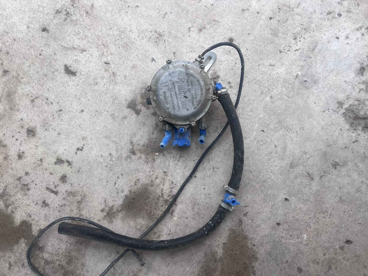 السلام عليكم يوجد منضومه غاز  للبيع بس ما  اعرف صناعتها شنو  اسعر 75 الف   الستفسار اكثر اتصال على ☎️***********
الموقع
