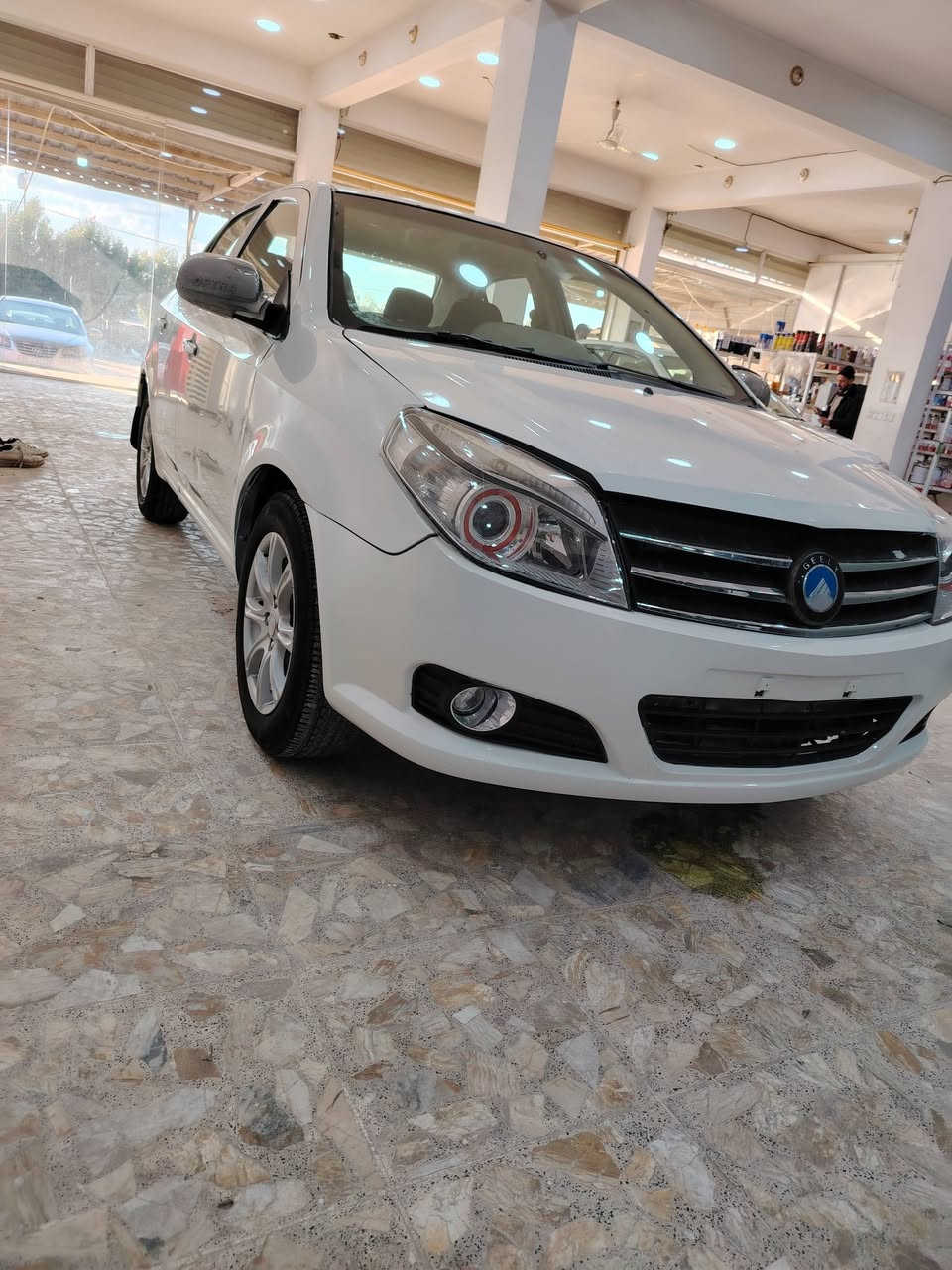 ام كي ١٣بيها صبغ قطعتين جاملغ خلفي بي شوي بارد مكينه كير بلادي  المكينه بيها تبخير سعرها
 40وبيها شي قليل مجال مكان بابل ***********
