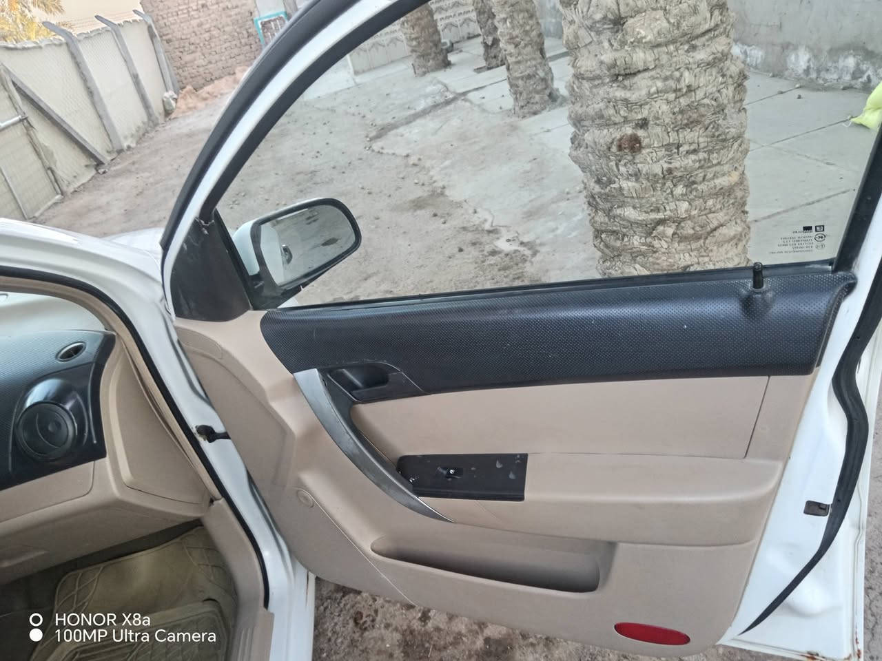 السلام عليكم افيو للبيع موديل 2011بيه مكانات صبغ وبيه طخه يم البك لايت الخلفي ابيع احزام محرك جديد كير جديد حداديه جديده تبريد ثلج رقم بغداد دولي  تخم تاير جديد السعر 65وبيه مجال العنوان كوفه عباسيه لاتصال ***********
