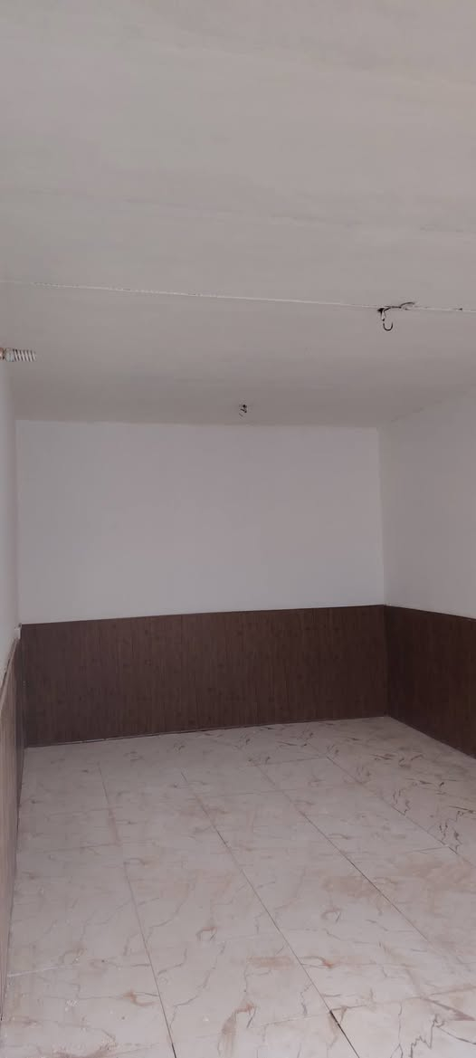 بيت للبيع نزله زامل قريب علبزل ابو ناصر مسحه ميتين بيت جاهز لسكن زرعي سعر 27 وبي مجال ***********
