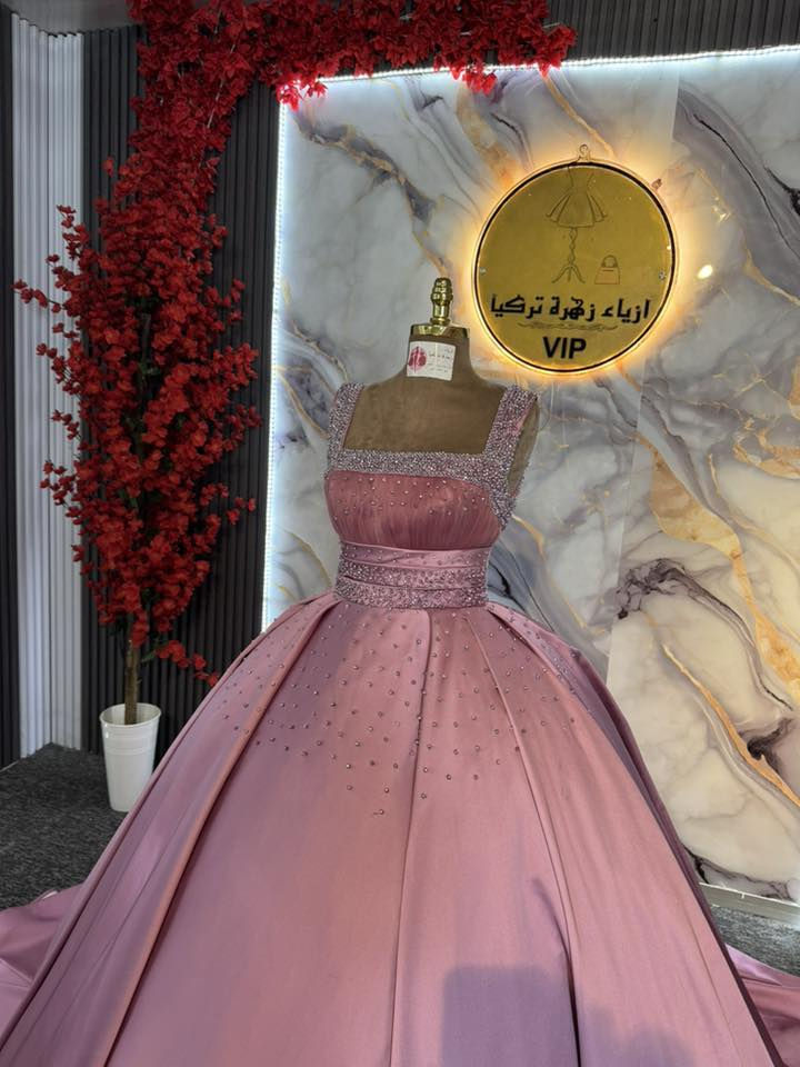 يعلن 🔥سنتر وازياء زهرة تركيا📣 تحفيضات 🎚️نصف السعر بيهم جديد ماملبوس السعررر 50 الف بيع وليس الاجار بدلات تركي تصوير عادي 🎥

للحجز والاستفسار خاص ☎️
***********
