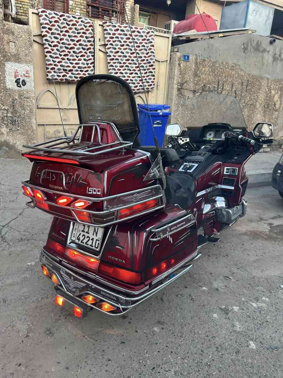 سلام عليكم شباب شلونكم ان شاء الله الكل بخير كولد ونك موديل ١٩٩٨  رقم بغداد باسمي تايرات جدد دينمو جبيره مكاني بغداد العبيدي  السعر ٣٣ $ (***********
