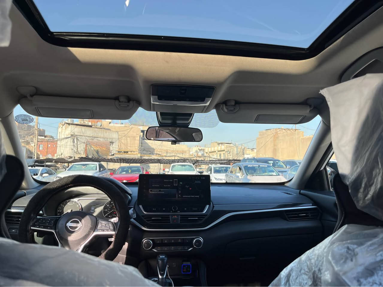 Nissan altima  SR puls 2023
مۆدیل :2023
مواسفات : SR plus فول ،
ماوەی روشتن: 40 هزار كيلومتر
سەیارەکە یەک چاملغى سەکن گۆراوە بە بیلادی، بونيديشى لاي سکن دوبست بوياخه، يک دوجی قوبى بجوكى هيه ، سەیارەکە دەعمى زۆر جوانە زۆر خاوێنە دارو بەردی بەشەرت رەقەم هەولێرە تەحویل بەشەرت بەناوی خۆمانە سەیارەکە بێ دەبڵ ئەکسلە مەرغوب ،ئێرباگ سوکان تەقیوە بیلادی دانراوەتەوە، سەیارەکە یەک دەنک مسروفی تیدانیە کەمالیاتیکی جوانیشی بۆ کراوە
رەقەم شانسی : 1N4BL4CV1PN322308
نرخی: 187$ معامله
*********** أربيل, العراق
