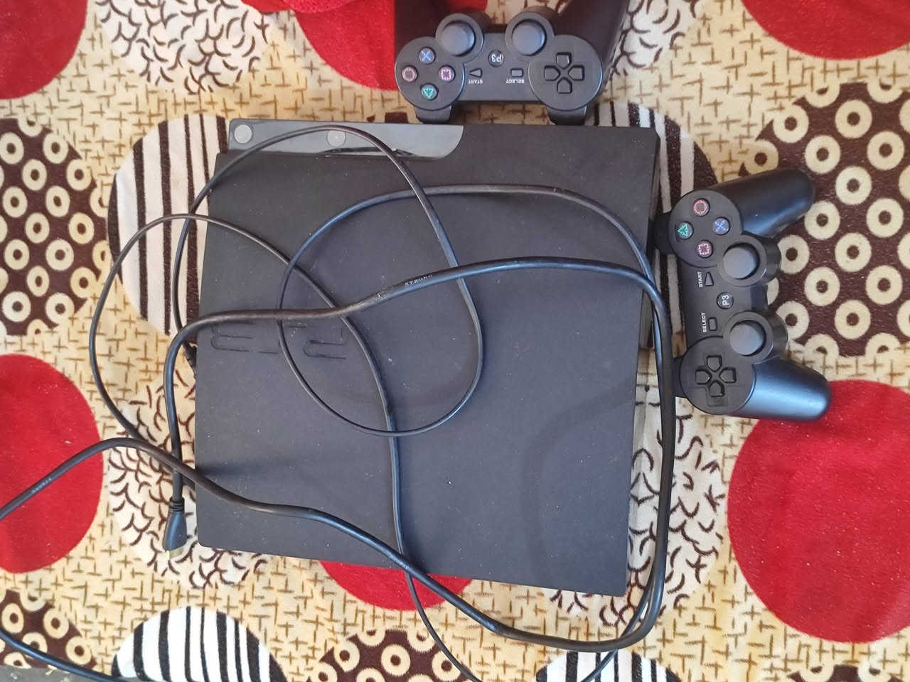 بلي 3 مع جوستك 2 و15 العاب ب110 وبي مجال مكاني هيت حي البكر 
اللي يحب يتواصل على الرقم*********** واتساب
