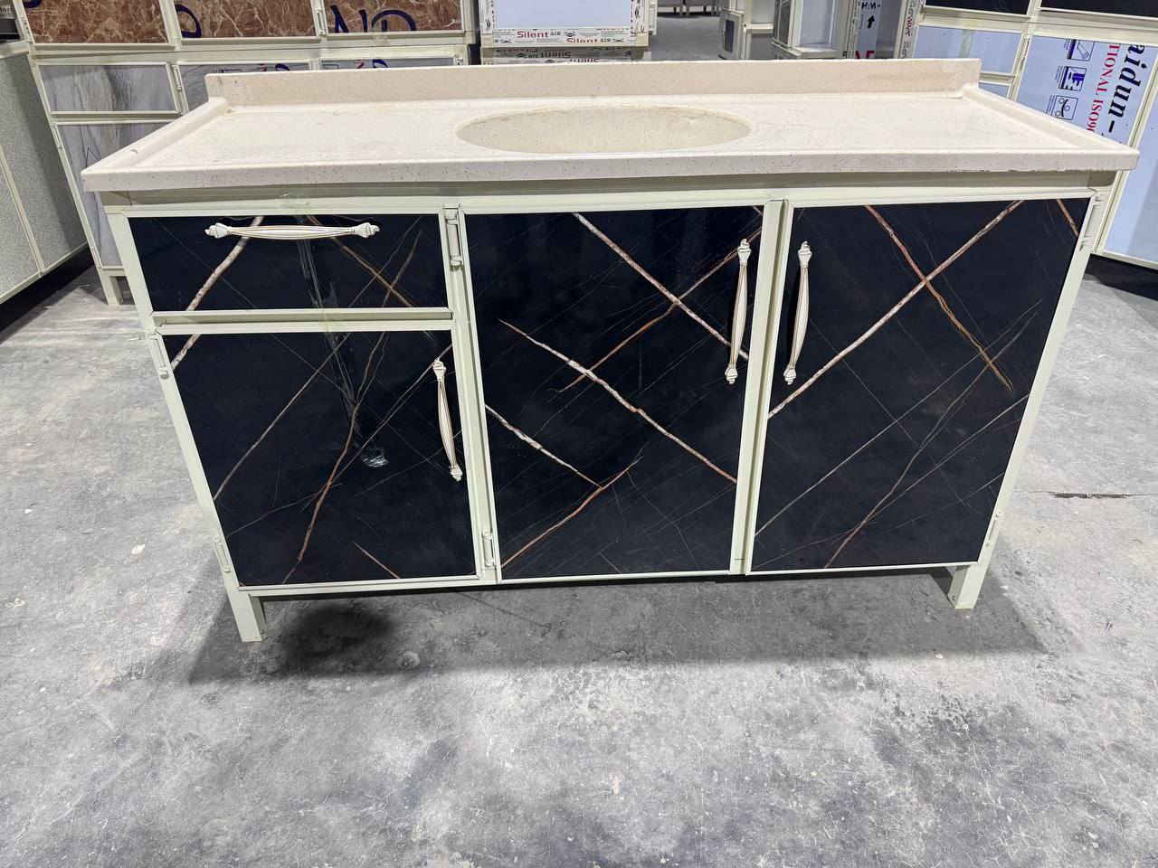 سنك قياس متر ونص المغسله مرمر
السعر 140 الف


**إذا كنت صاحب هذا الإعلان وتريد حذفه لأي سبب، رجاءا أرسل رسالة إلى الدعم الفني**