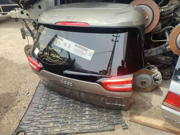 السلام عليكم ورحمه الله وبركاته يتوفر لدينا قطع غيار السيارات الامريكي وبانسب الاسعار البصره صناعيت حمدان جملون c4 حياكم الله ***********
***********
