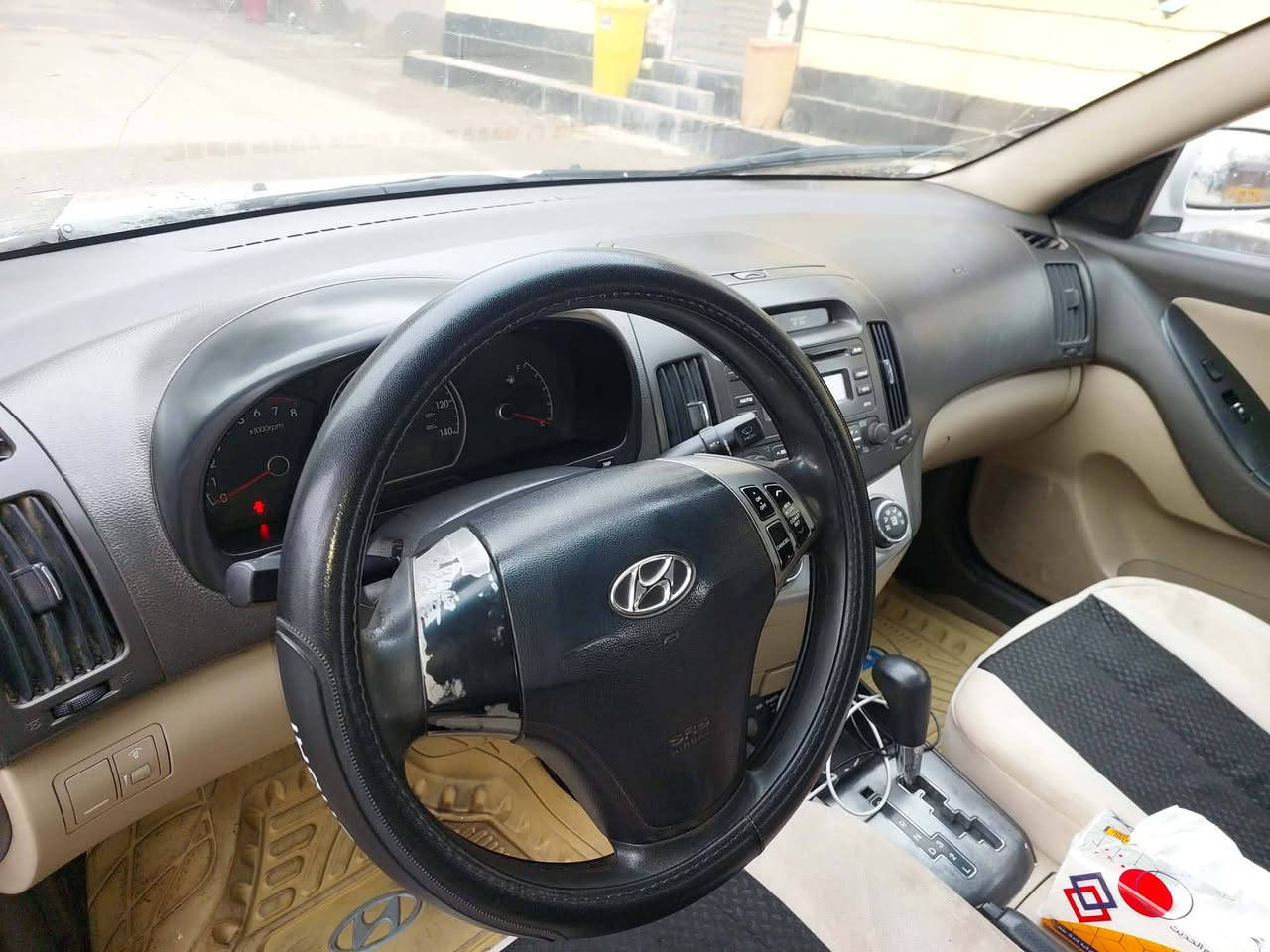 النترا موديل 10 محرك 2000 وارد امريكي سعرها 100 وبيه مجال بسيط كير محرك تبريد مكفول مكاني ديالى بلدروز ***********
