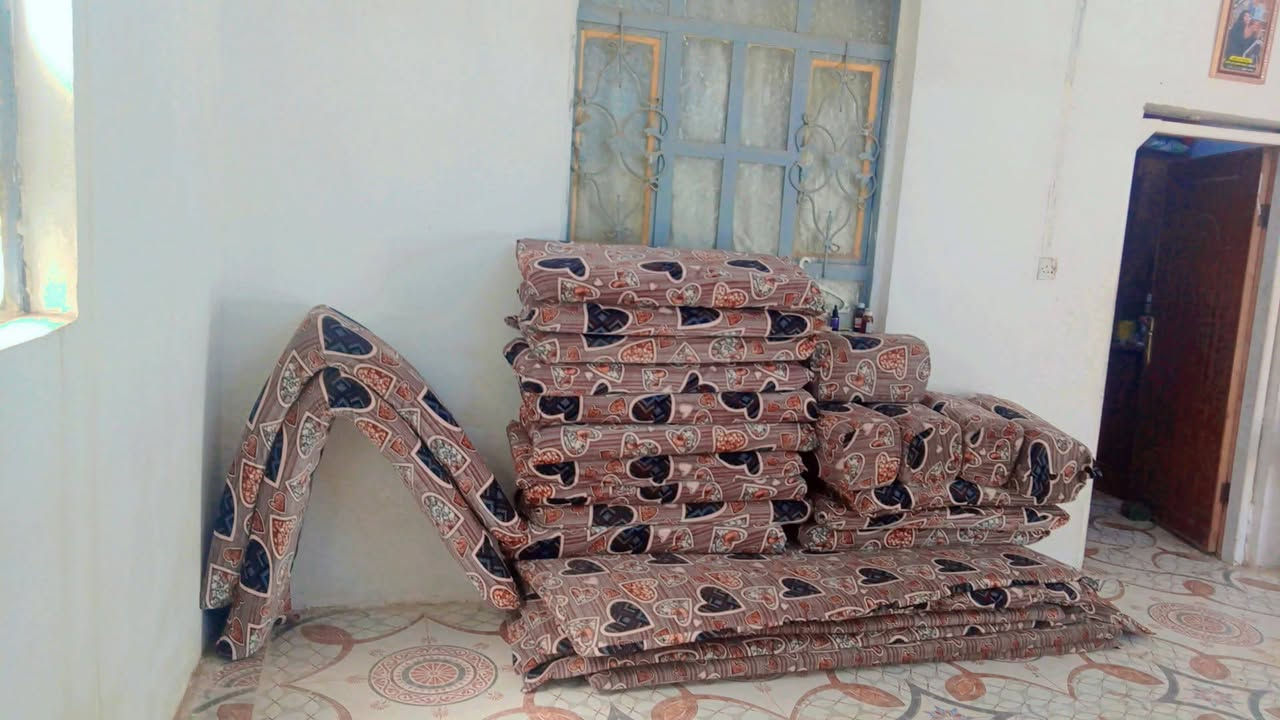 غراض البيع


**إذا كنت صاحب هذا الإعلان وتريد حذفه لأي سبب، رجاءا أرسل رسالة إلى الدعم الفني**