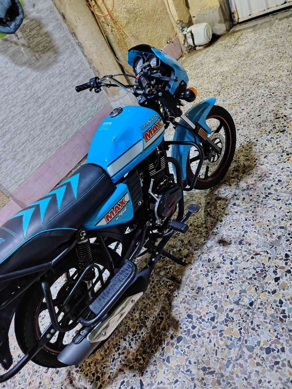 السلام عليكم ديوان ماكس موديل 2022 شهر 11 اوراق أصولي شرط الترقيم كوت زين القوس  مليون 750 وبيها مجال 
الرقم *********** 🩵🩵
