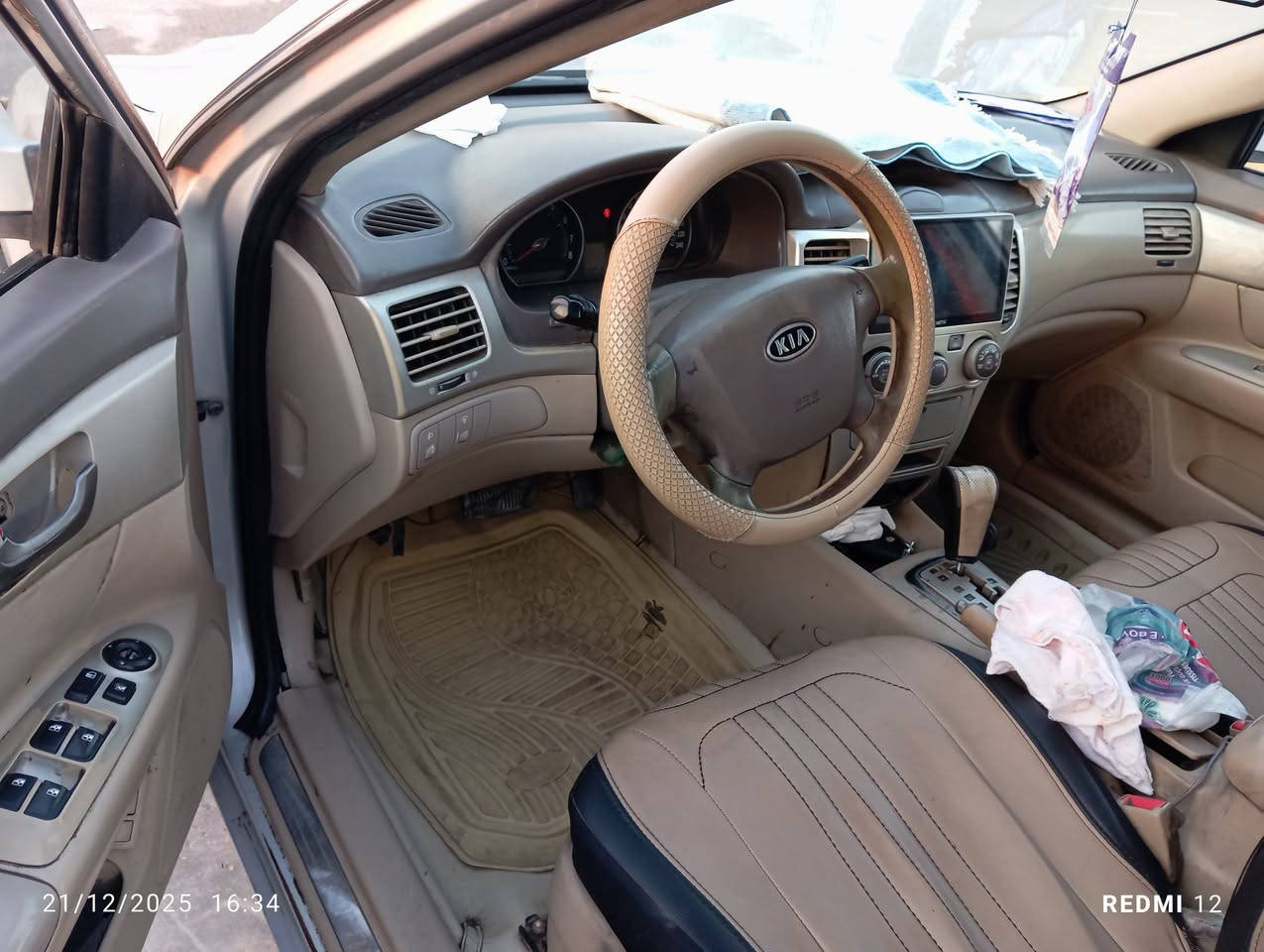 كيا اوبتيما خليجي 2008 مكفولة سعر 85 رقم بصرة سياره جديده وجاهزة من كلشي مابيهه اي نقص محرك وكير وحداده وتبريد شرط الفحص عنوان بصرة هاتف ***********
