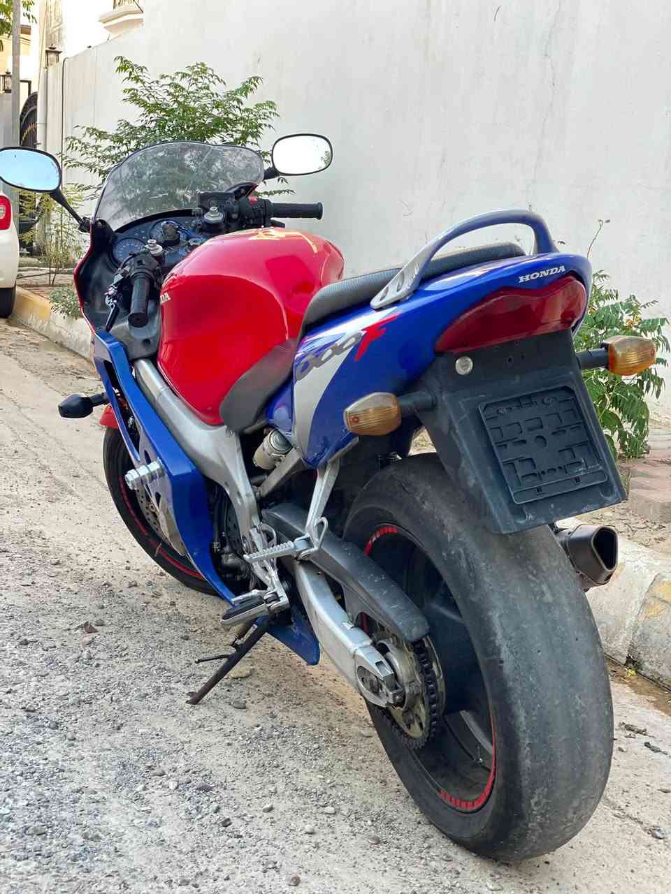 سلام عليكم مكلف بلنشر
F4600
كير محرك كفاله 
بي ملاحضات بسيطه ينزل من سعر 
بريكات خلفيه امامي بلمكان 
نكره سلف كل وقت 
شلعه معدل  
دهن جديد 
تايرات جلاتين 
شراي اتصل ع الرقم خاص ما اجاوب

مكانه كركوك 
***********
