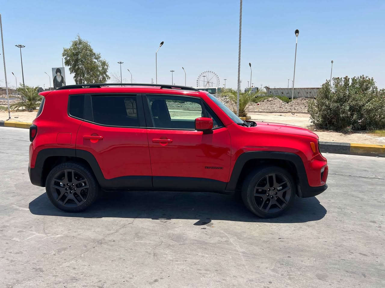 جيب ريجند 2022 لون احمر 
مواصفات أمريكية 
الحادث مثل ما مبين بالصورة 
محركها 1500 تيربو 
السيارة ماشية 40 الف كيلومتر 
تحويل ثاني يوم 
السيارة بيها خيط تبخير و الكير كفالة و الحدادية نضيفة 100 بالمية 
السعر 107$ و بيه مجال
التواصل *********** البصرة, العراق
