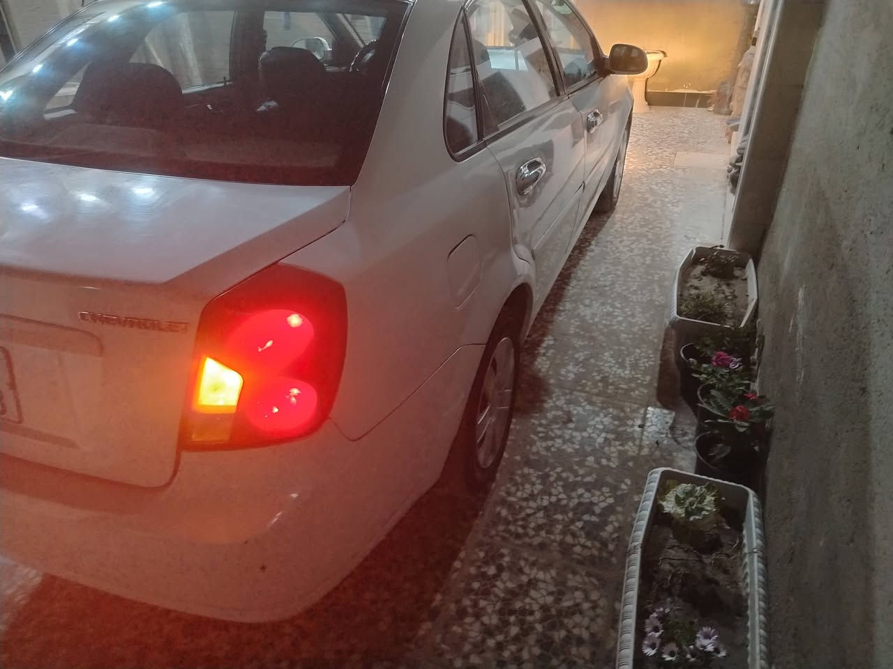 السلام عليكم ٢٠١٢ للبيع او مراوس العنوان كوت مركز المدينة رقم بغداد بيهه قطعتين صبغ السعر ٧٨ وبيهه مجال للاستفسار الاتصال ***********
