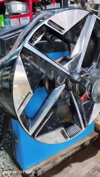 خدمات العالميه  عروضنا مستمره تصل لنصف الأسعار  تصليح وصبغ ويل كب  تعد...