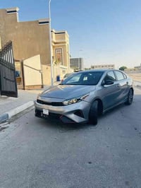 K3 كيا فورتي مديل2024 حرة السيارة منفيس بسمي جيتي لاين  سيارة فول بدون...