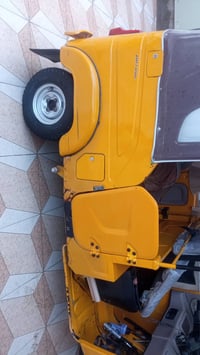 تكاتك • موديل 21 • محرك شركة