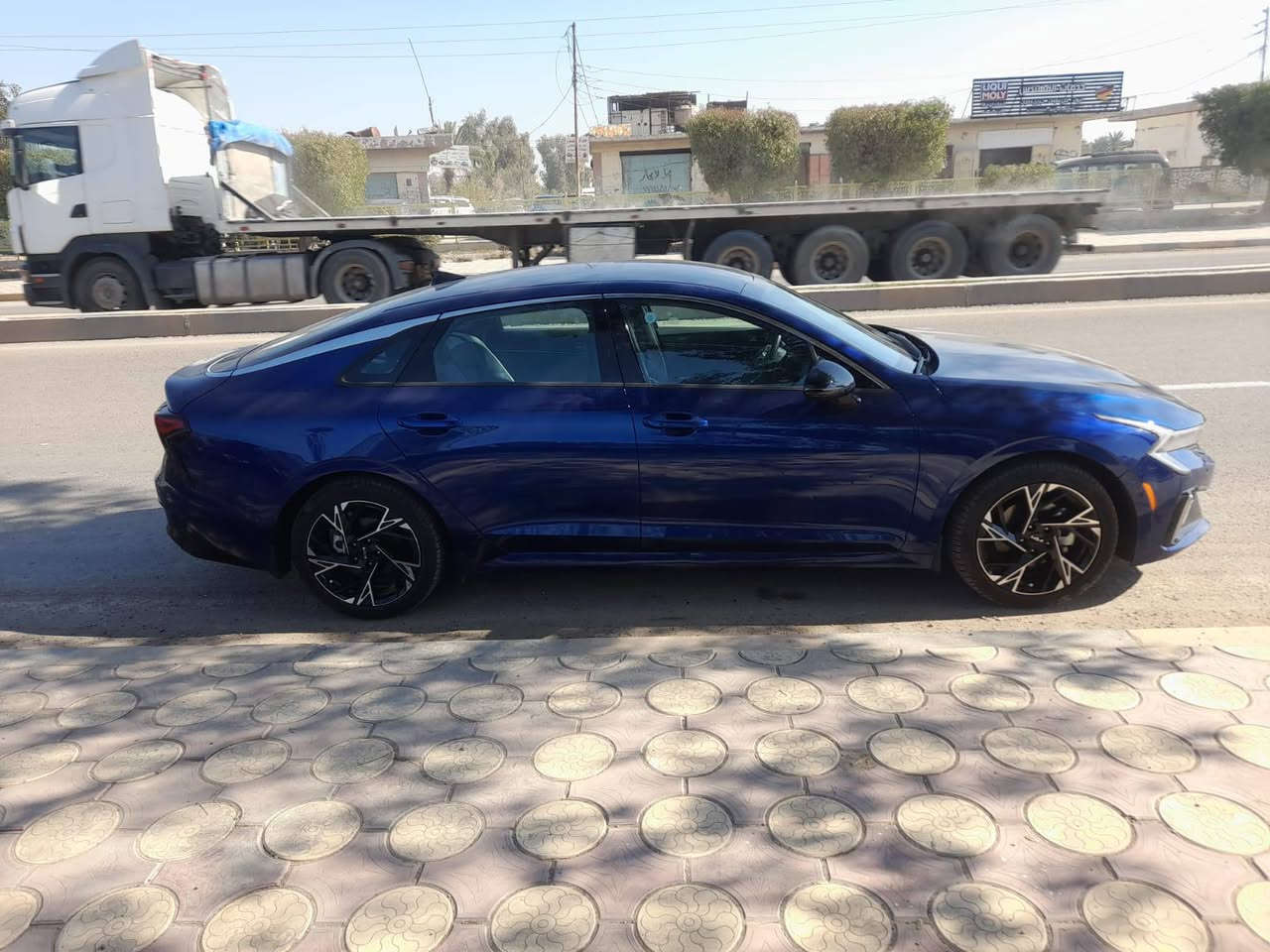 السلام عليكم من رخصة الادمن
للبيع K5 موديل 2025 GTLINE لون ازرق جويتي

بصمه
بصمه ابواب وصندوك
مثبت سرعه
نضام ABS
مانع انزلاق
حساسات امامي خلفي 
حساس اطارات 
بك لايت لد
شاشه كبيره لمس
كامره دواره
كشافات اماميه 
شاشه عطال 
 تشغيل عن بعد 
ردار جانبيه 
مراقبه نقطه العمياء 
ردار الخطوط البيضاء
الايت ثلاث عدسات +ليد 
نضام قياده خمس وضعيات 
بلوتوث +usb+auX
فول تحكم ستيرن 
كير اوتو +عادي 
نوتو بريك 
الخريطه 📍
صندوق كهربائي
 زنون + ليد 
نوتو هولد
‏AUTOHOLD
تصميم خارجي رياضي
مصابيح الخلفيه LED
مصابيح ضباب LED
محرك 2500
السعر235 اعتذر عن المراوس 
للتواصل ***********
