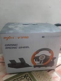 السلام عليك عندي دركسون للبيع النوع px3 يشتغل على PC والبلي٤و٣ واكس بو...