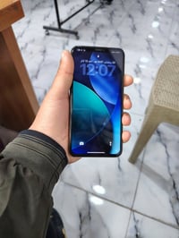 آيفون 11 برو ماكس • ٢٥٦ • شاشه وبطاريه مستبدله